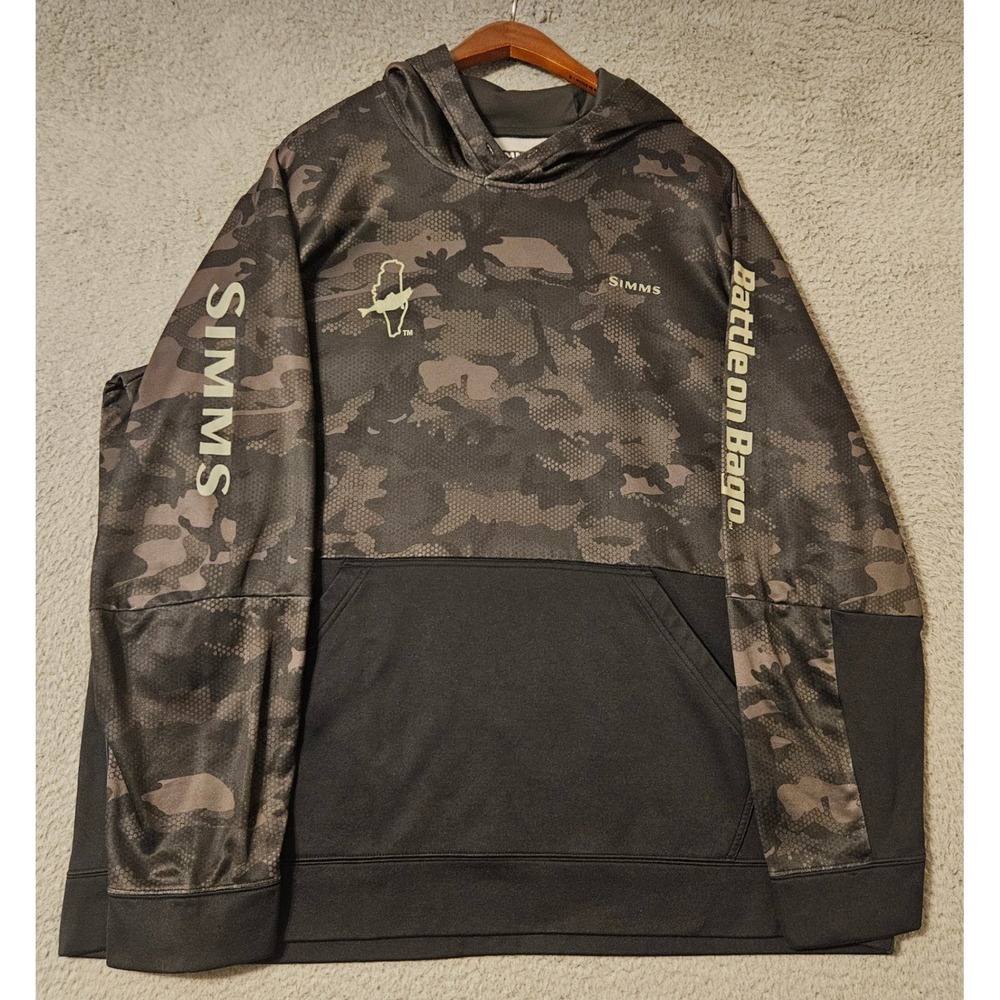 Simms Fishing Products Mens XXL Camo Battle on Bago Performance Hoodie Black